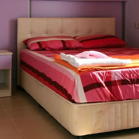 Grand World Hotel 2*